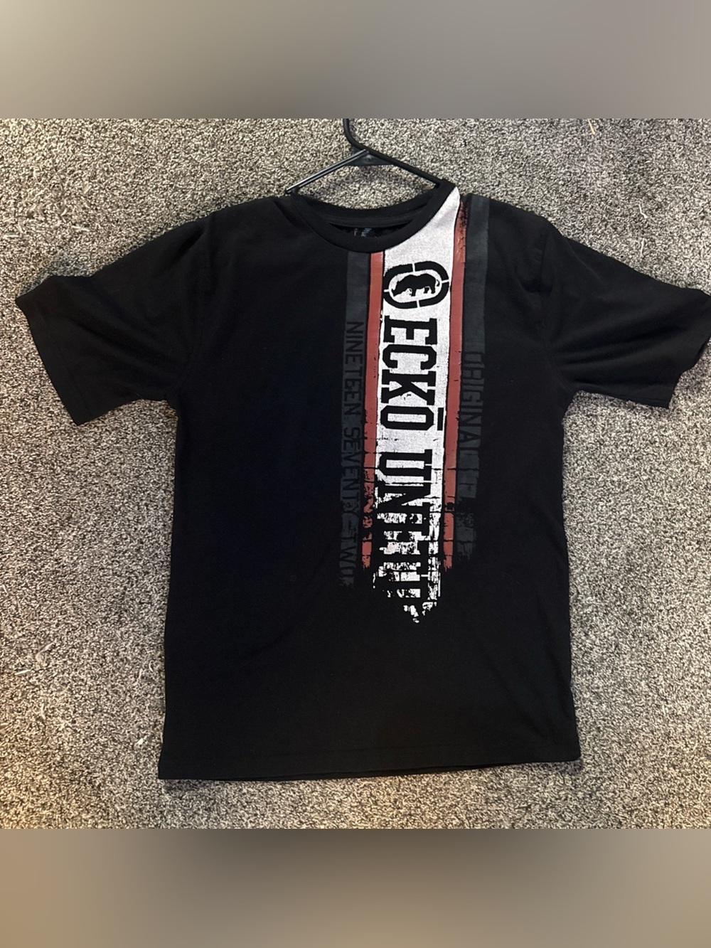 Ecko Unltd. Vertical Logo Print Tee T-shirt (L) Large Black Defect Read